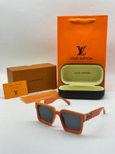 L.V.993 Badshah Square Sunglasses