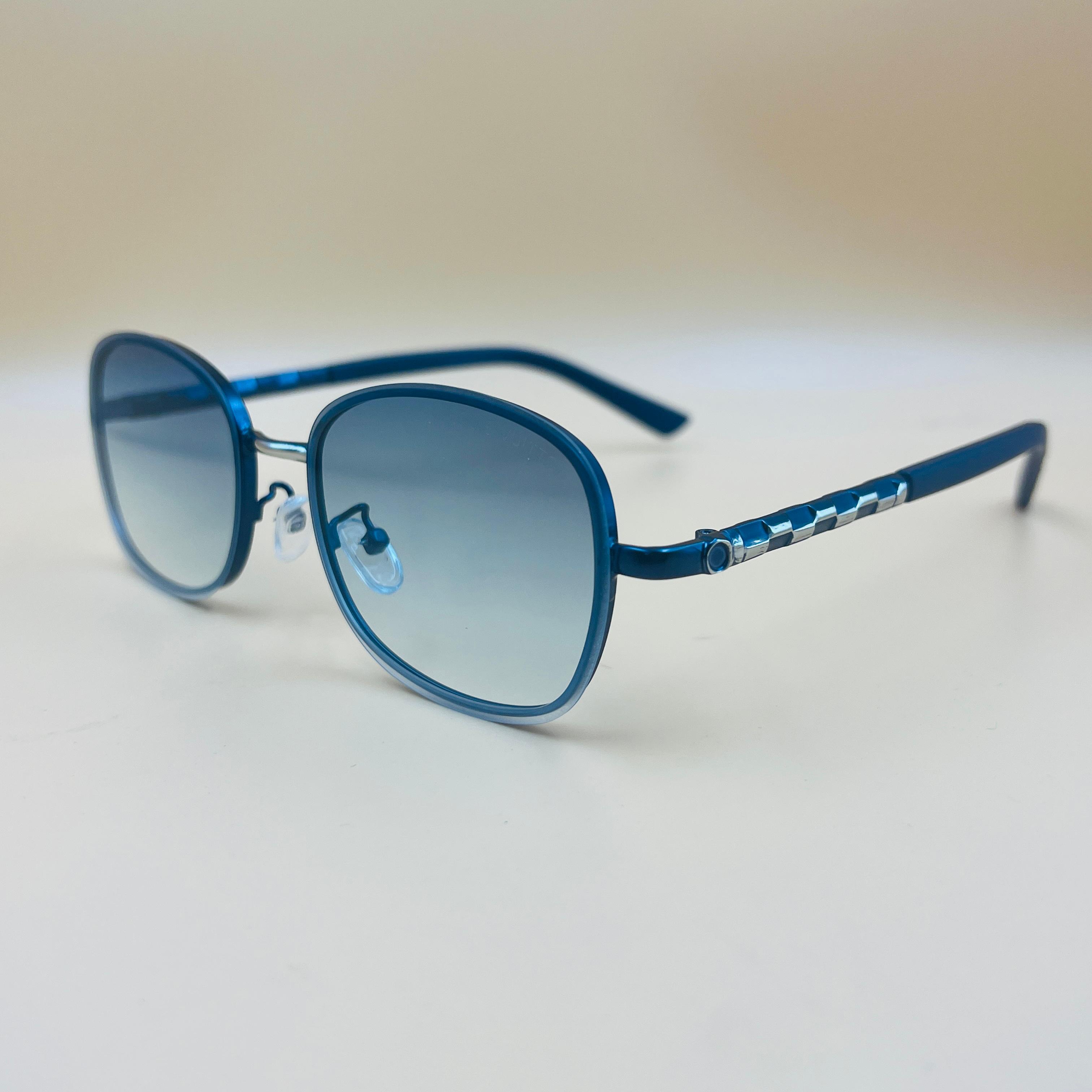 LUIS VITTON Oval Sunglasses