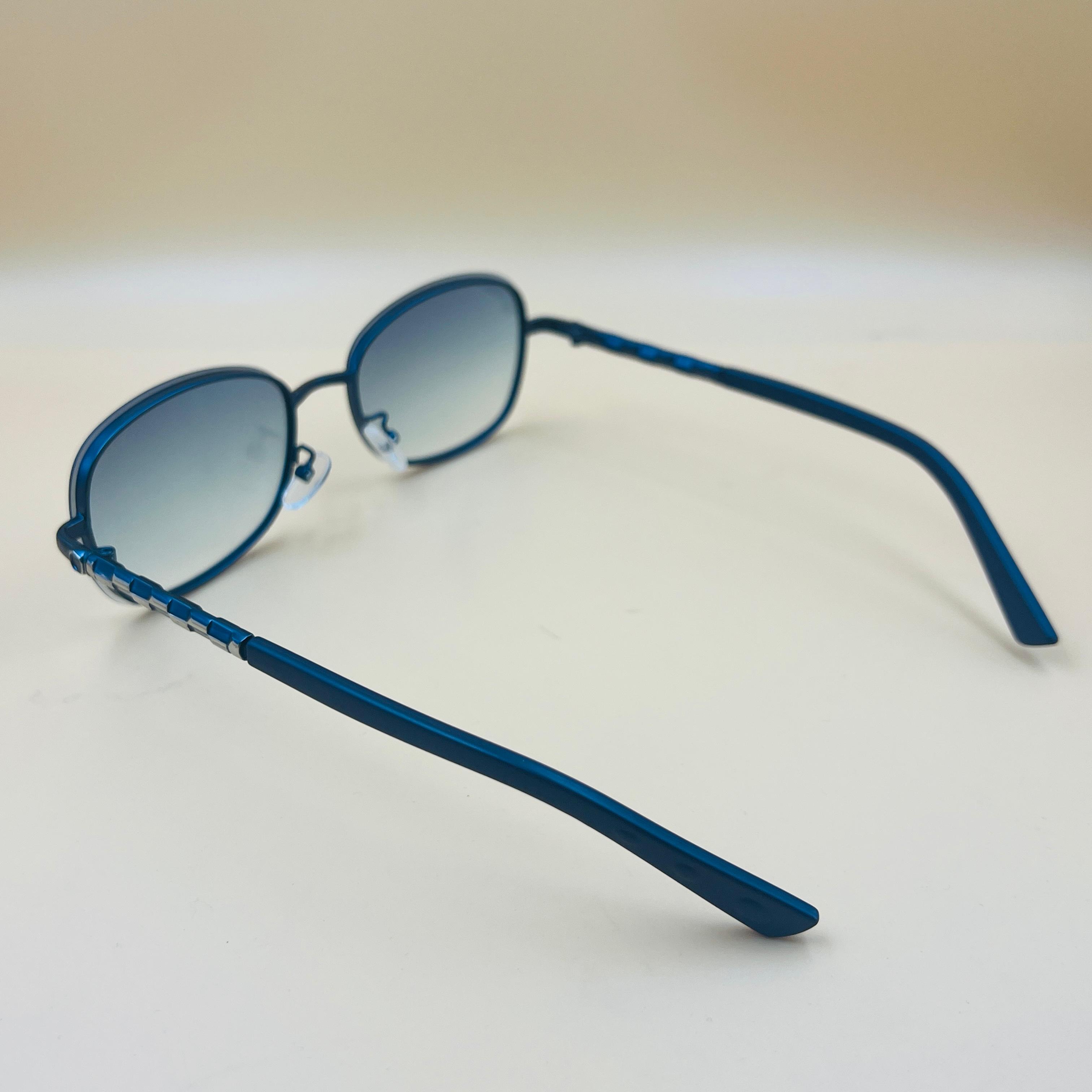 LUIS VITTON Oval Sunglasses