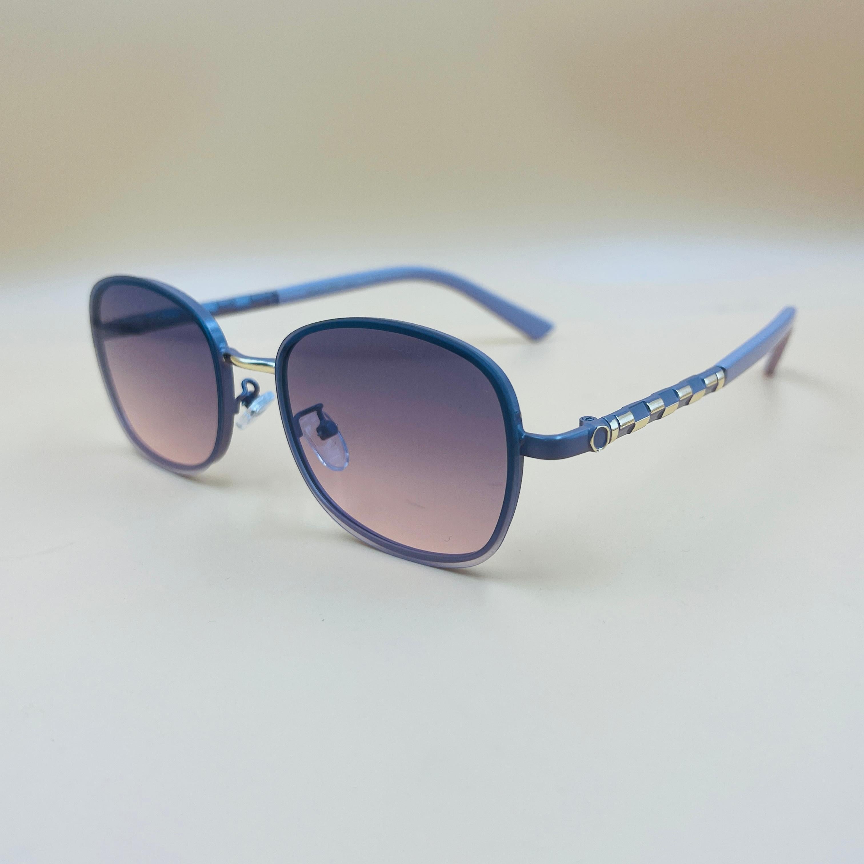 LUIS VITTON Oval Sunglasses