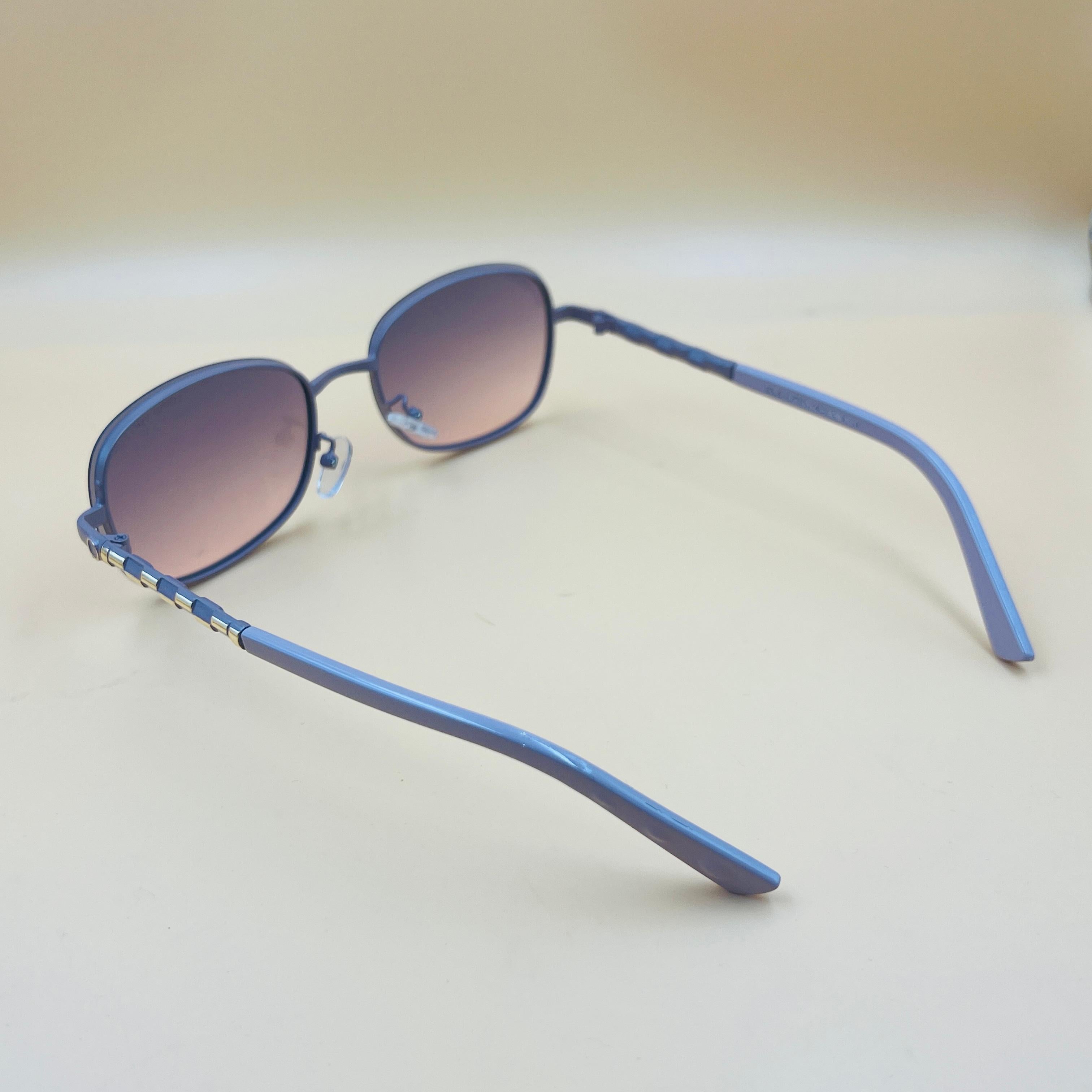 LUIS VITTON Oval Sunglasses