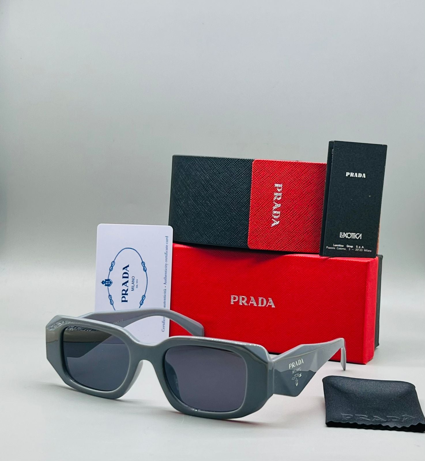 PRDA UNISEX SUNGLASSES 8679