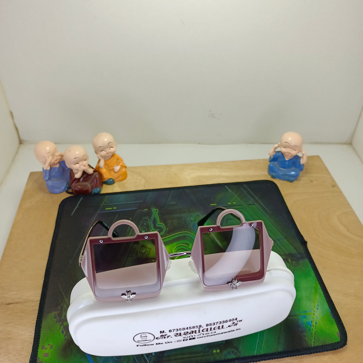KIDS UNIQUE STYLE HANDBAG  SUNGLASSES