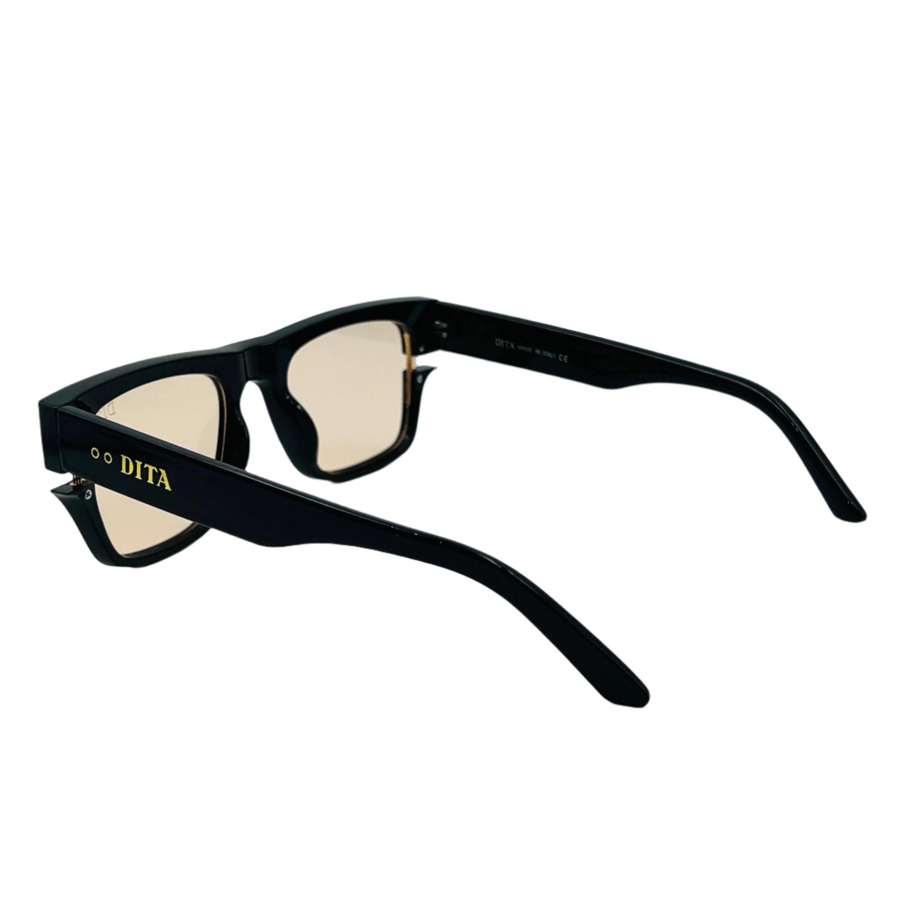 DEETA UNISEX TRENDY SUNGLASSES